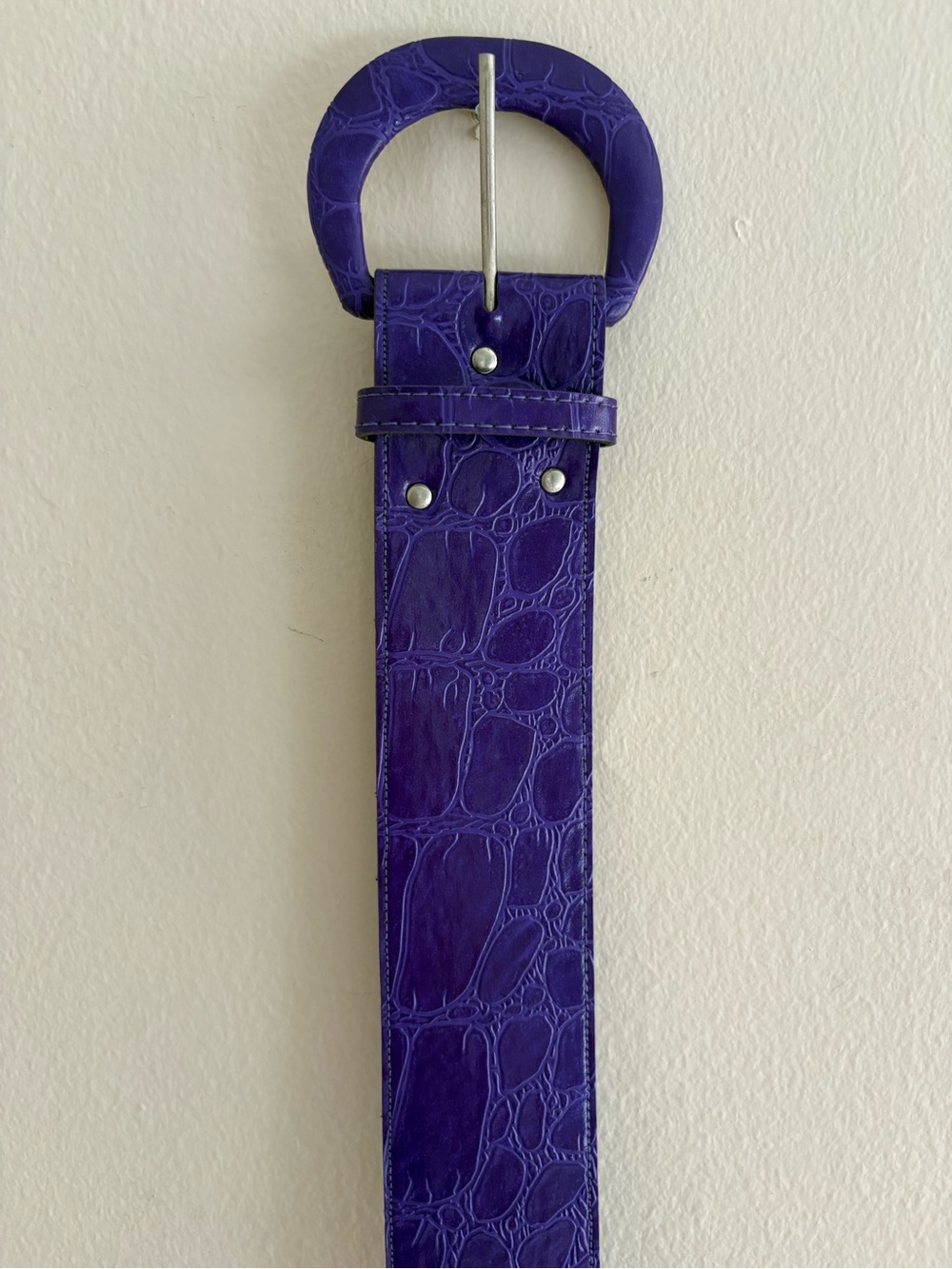 Vintage Jordache Purple Croc-Embossed Leather Belt with Round Buckle